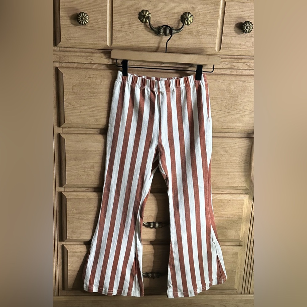 Striped Wide-Leg Flare Pants in Rust and White by Peyton Bre | Sz:10Y